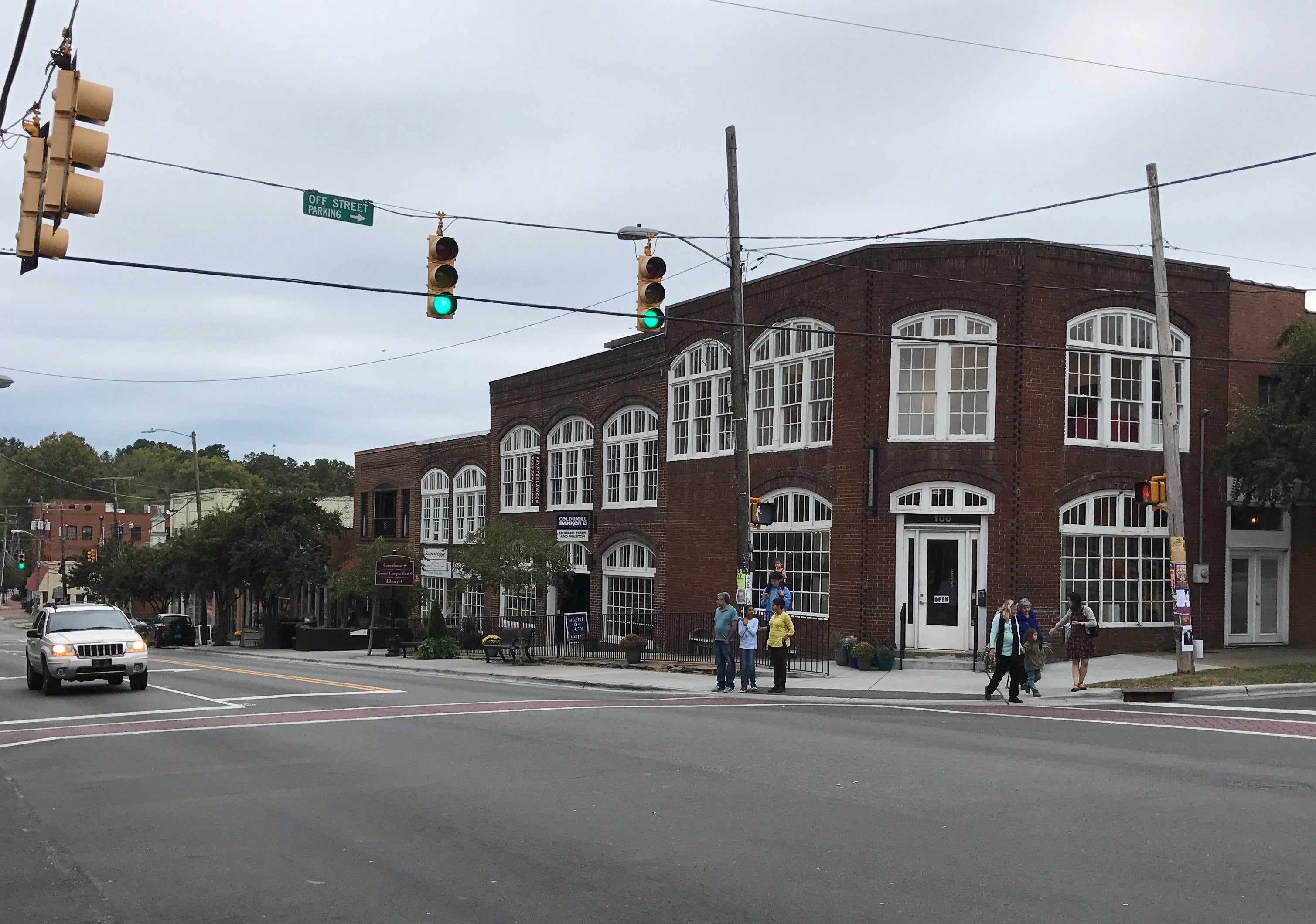 Downtown Hillsborough North Carolina near Churton Street, serving local families and pet owners